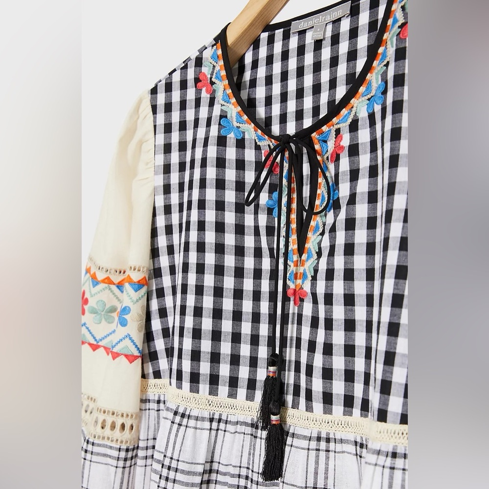 EUC Anthropologie Penelope Embroidered Blouse Lagenlook Scandinavian, Size L - Picture 3 of 5